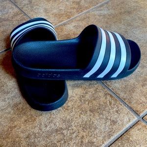 Adidas sandals woman 7